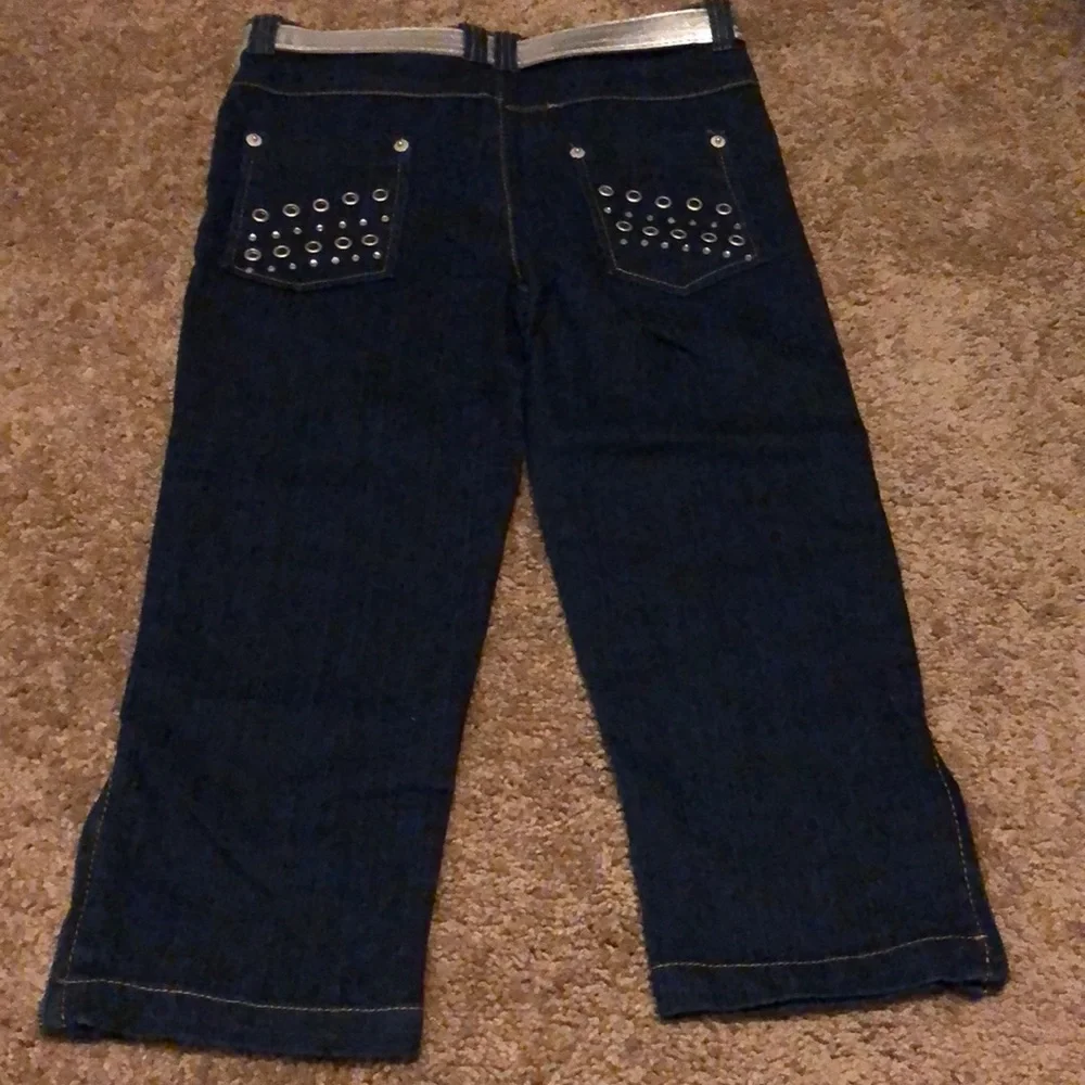 SWAK Capri Jeans Girls Size 10‎ Denim Blue Silver Belt NWT